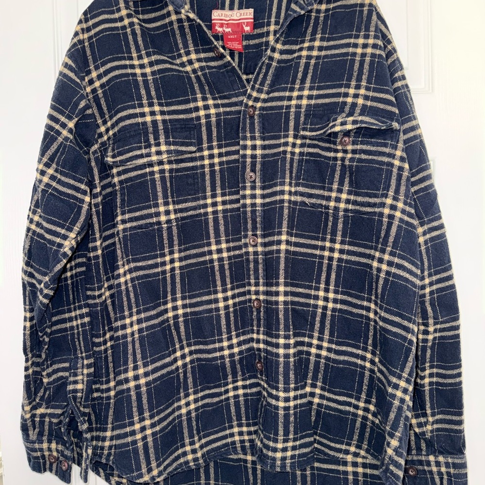 Caribou Creek Men’s Plaid Button-Down Shirt - Navy and Cream